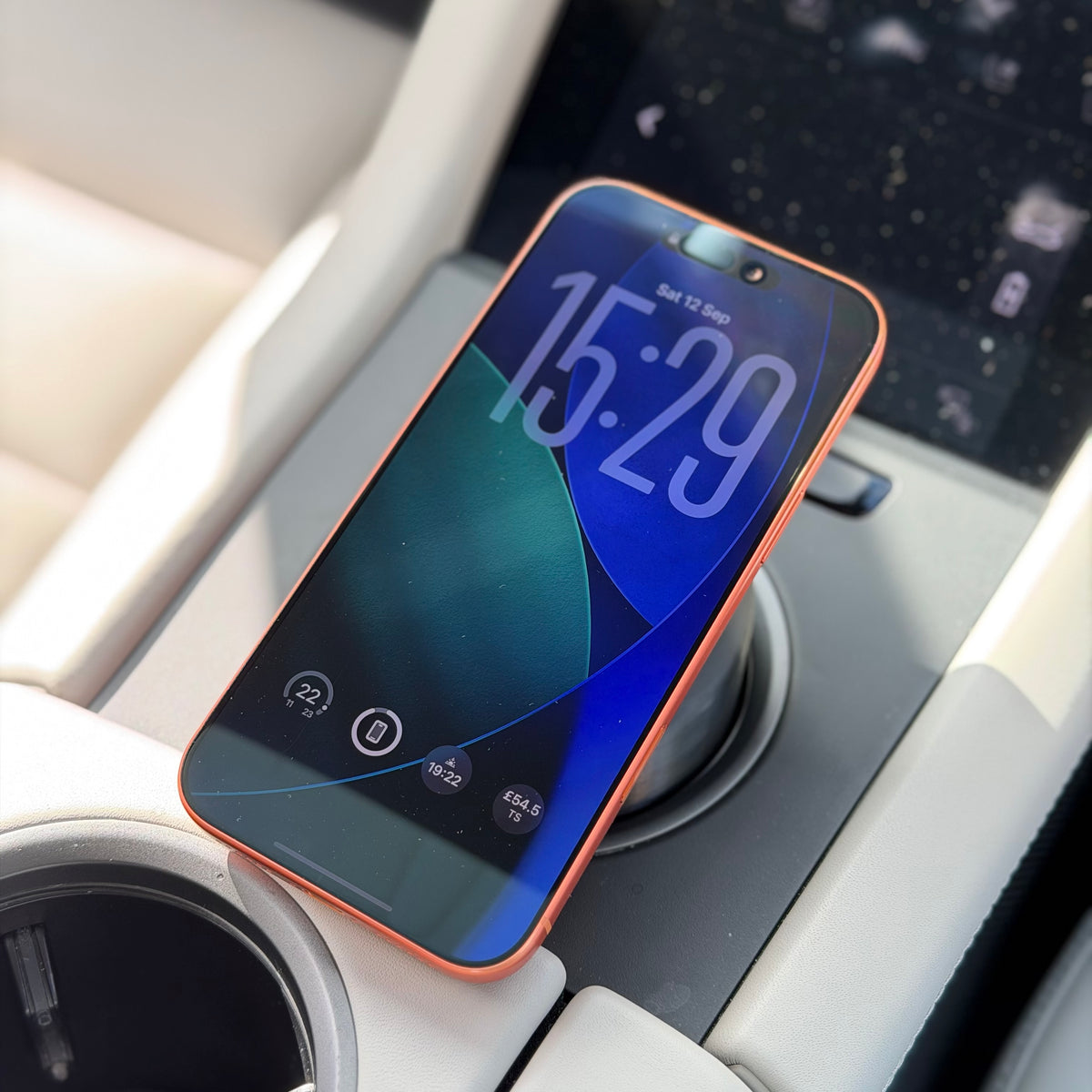 MagSafe Phone Holder for Porsche Taycan